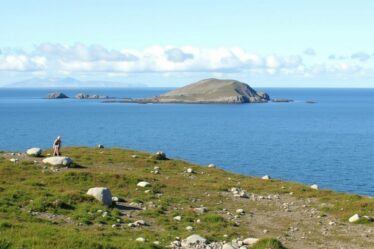 Voyager seule au Cap-Vert : quelles îles choisir pour une expérience sûre et enrichissante ?